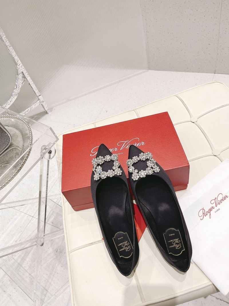 Roger Vivier flat shoes